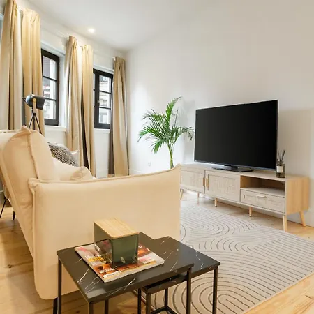 Art Deco 12 Luxury 2br Downtown Metro Ac Apartment