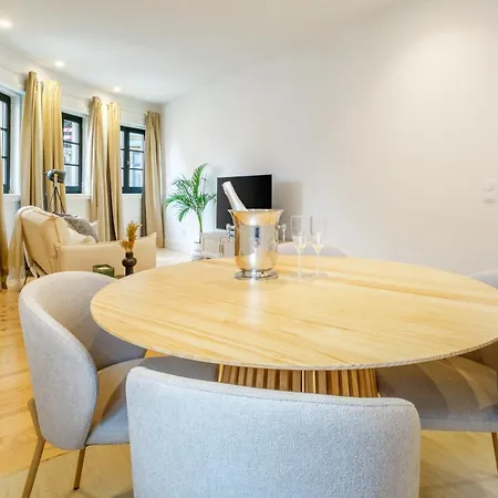 아파트 Art Deco 12 Luxury 2br Downtown Metro Ac 포르투