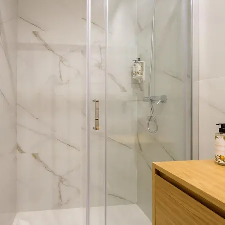 아파트 Art Deco 12 Luxury 2br Downtown Metro Ac 포르투