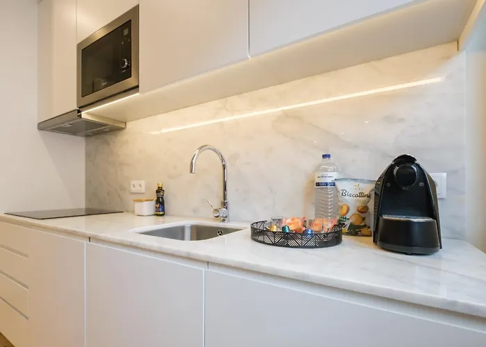 Art Deco 12 Luxury 2br Downtown Metro Ac Appartement Oporto