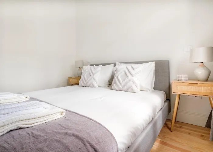 Art Deco 12 Luxury 2br Downtown Metro Ac *