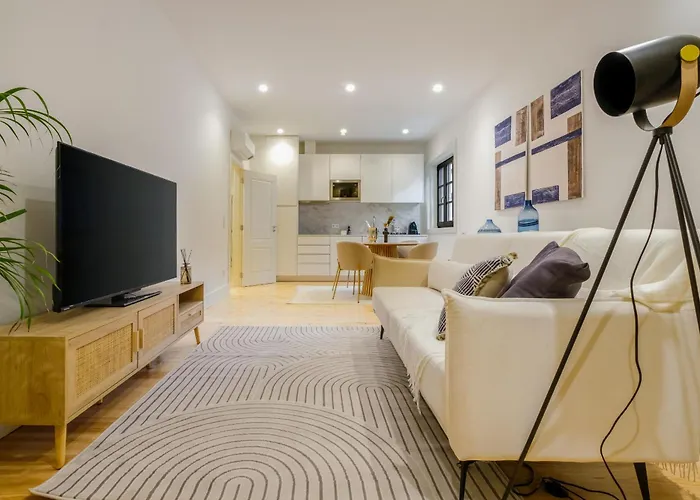 Art Deco 12 Luxury 2br Downtown Metro Ac * Porto