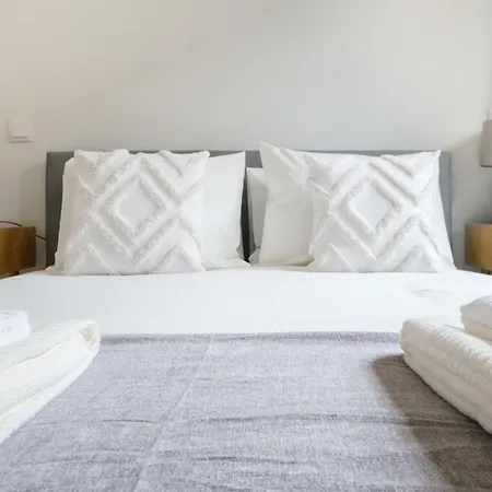 Apartment Art Deco 12 Luxury 2br Downtown Metro Ac *