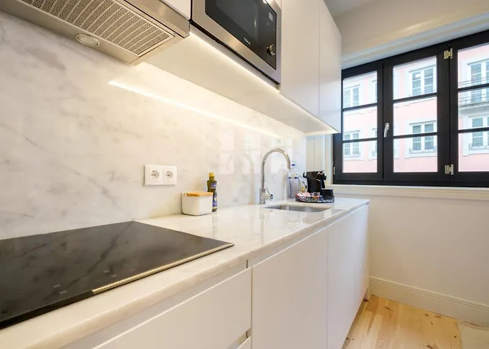 Art Deco 12 Luxury 2br Downtown Metro Ac * 포르투